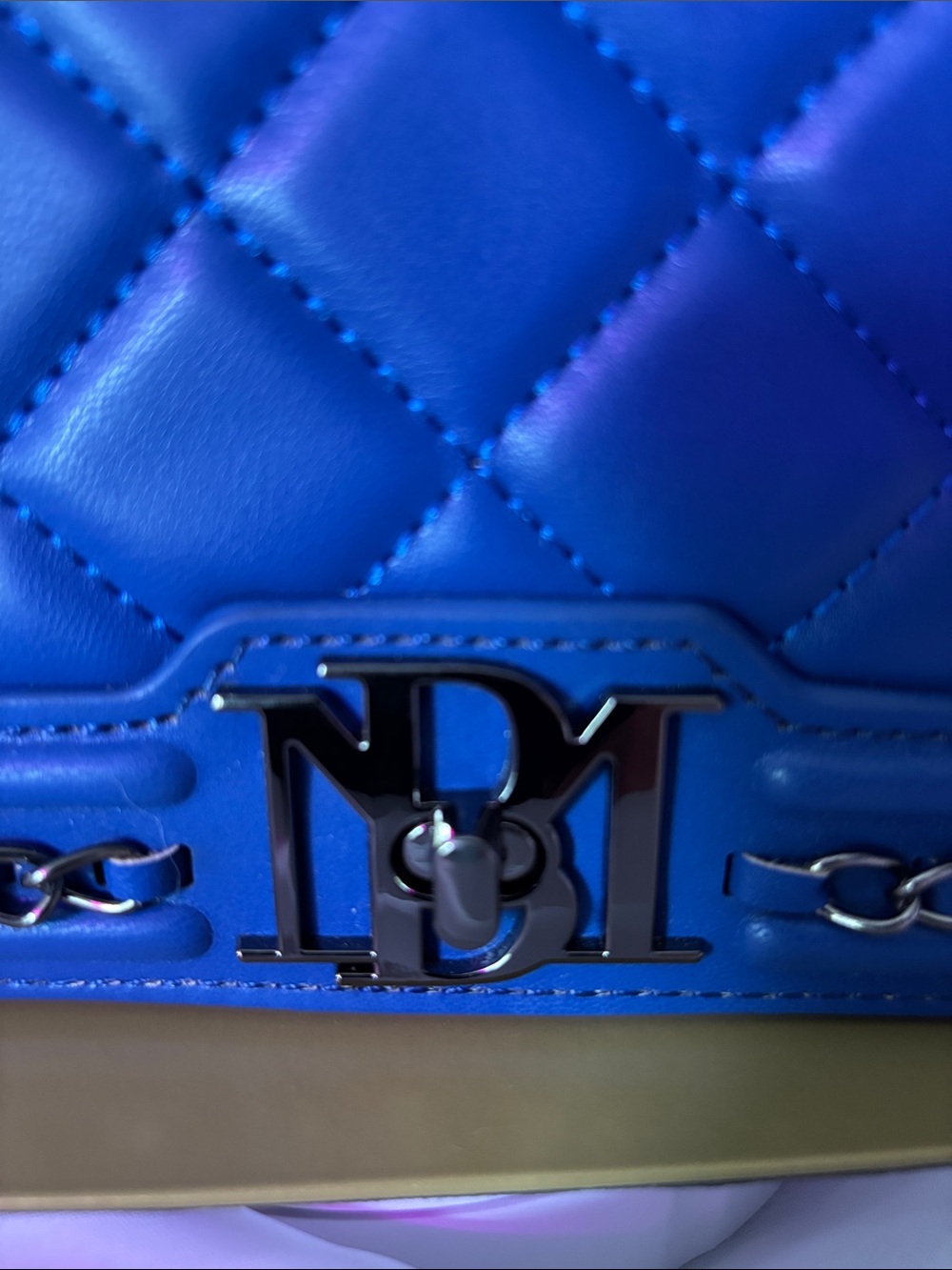 Badgley Mischka Quilted Vegan Leather Crossbody NWT - Picture 6 of 14